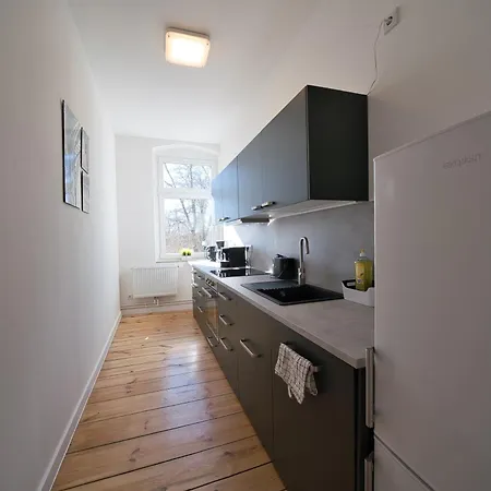Copper Kersanierter Altbau Mit Flair, Vollausstattung Und Zentral